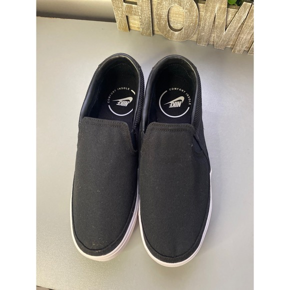 Nike Black Slip-On Sneakers with White Accents - Picture 2 of 5